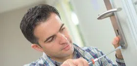 Rocky River Locksmith Service, Rocky River, OH 440-703-9047 Rocky River Locksmith Service, Rocky River, OH 440-703-9047 - comm-01